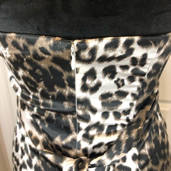 Tweeze Me strapless animal print dress w/ pockets - Picture 5 of 16